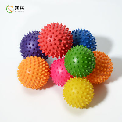 كرة تدليك اليوجا البلاستيكية مقاس 3 بوصات ، كرات بيلاتيس شائك لكمال الأجسام