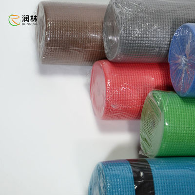 ممارسة اللياقة البدنية 4-10mm سمك حصيرة اليوغا PVC لفة المضادة للانزلاق لون مختلف