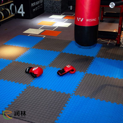 Home Gym EVA Foam Fitness Floor Mat دائم المتشابكة حسب الطلب الحجم